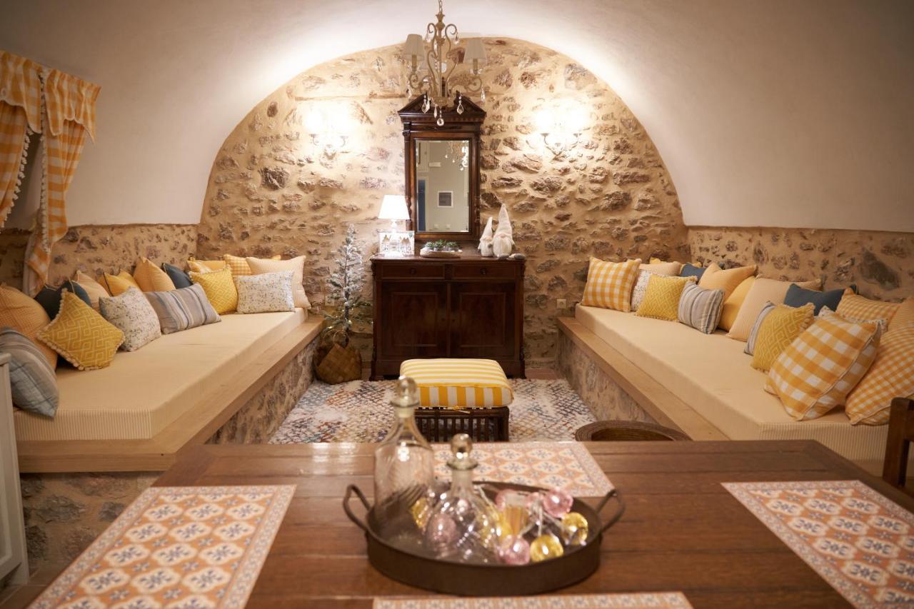 Dandy Villas Dimitsana - A Family Ideal Charming Home In A Quaint Historic Neighborhood - 2 Fireplaces For Romantic Nights Exteriör bild